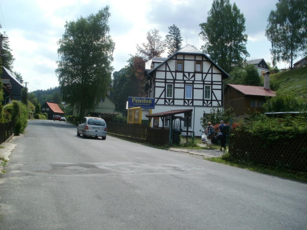 Penzion Falkenstejn Ceska Kamenice Luaran gambar